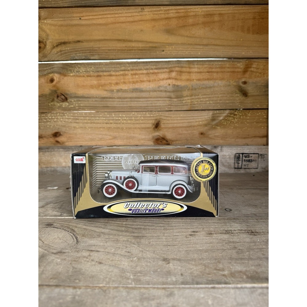 Anson Prestige Edition Collectible Quality Model Car 1931 PeerLess 1/18, IN BOX!